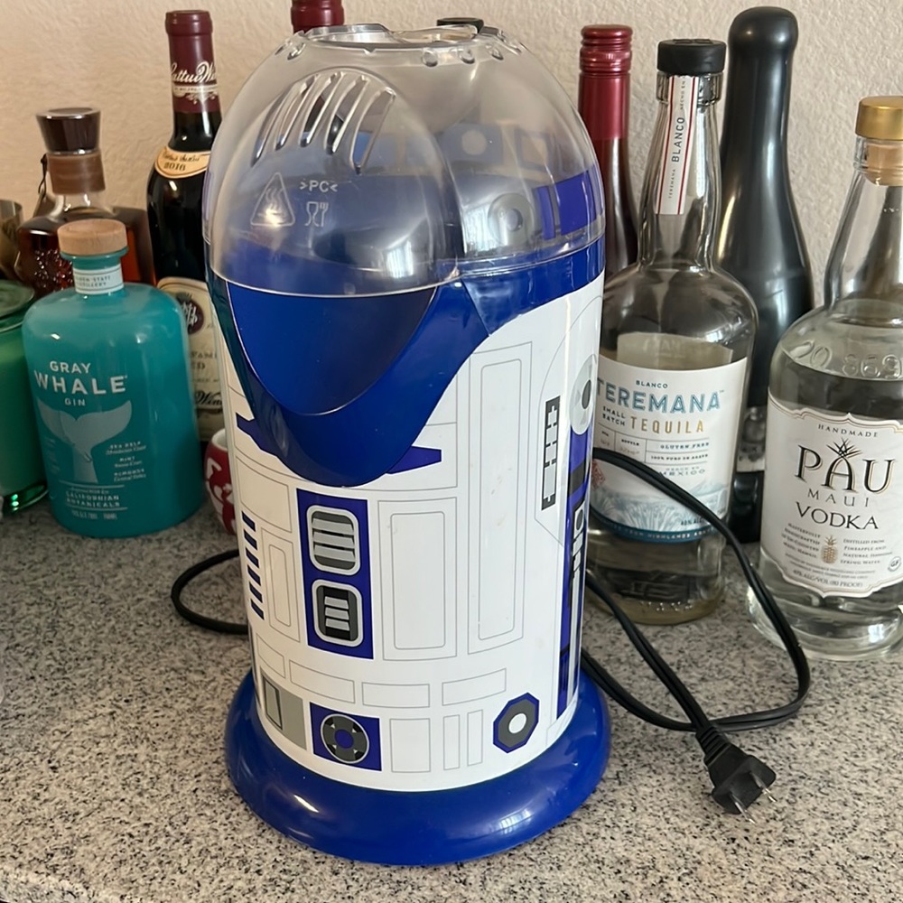 R2-D2 Popcorn Maker